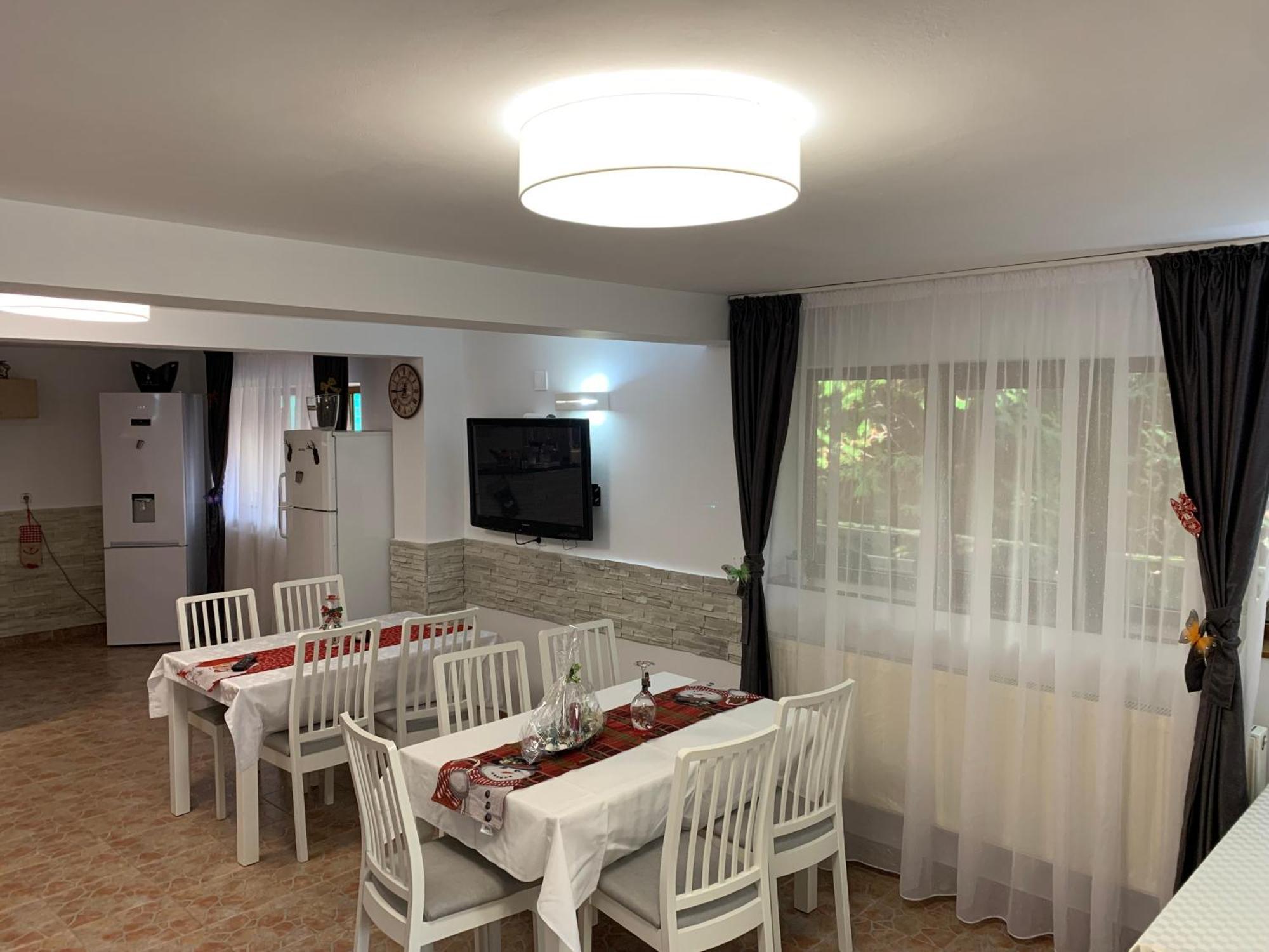 Hotel Casa Ador à Sinaia Extérieur photo